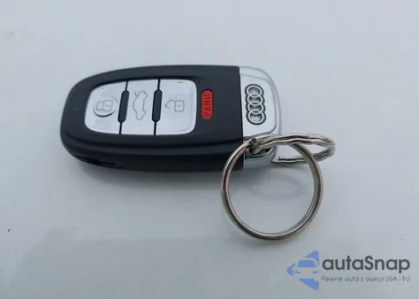 2010 Audi Q5 3.2 Premium from USA, damaged, VIN WA1LKAFP2AA052494